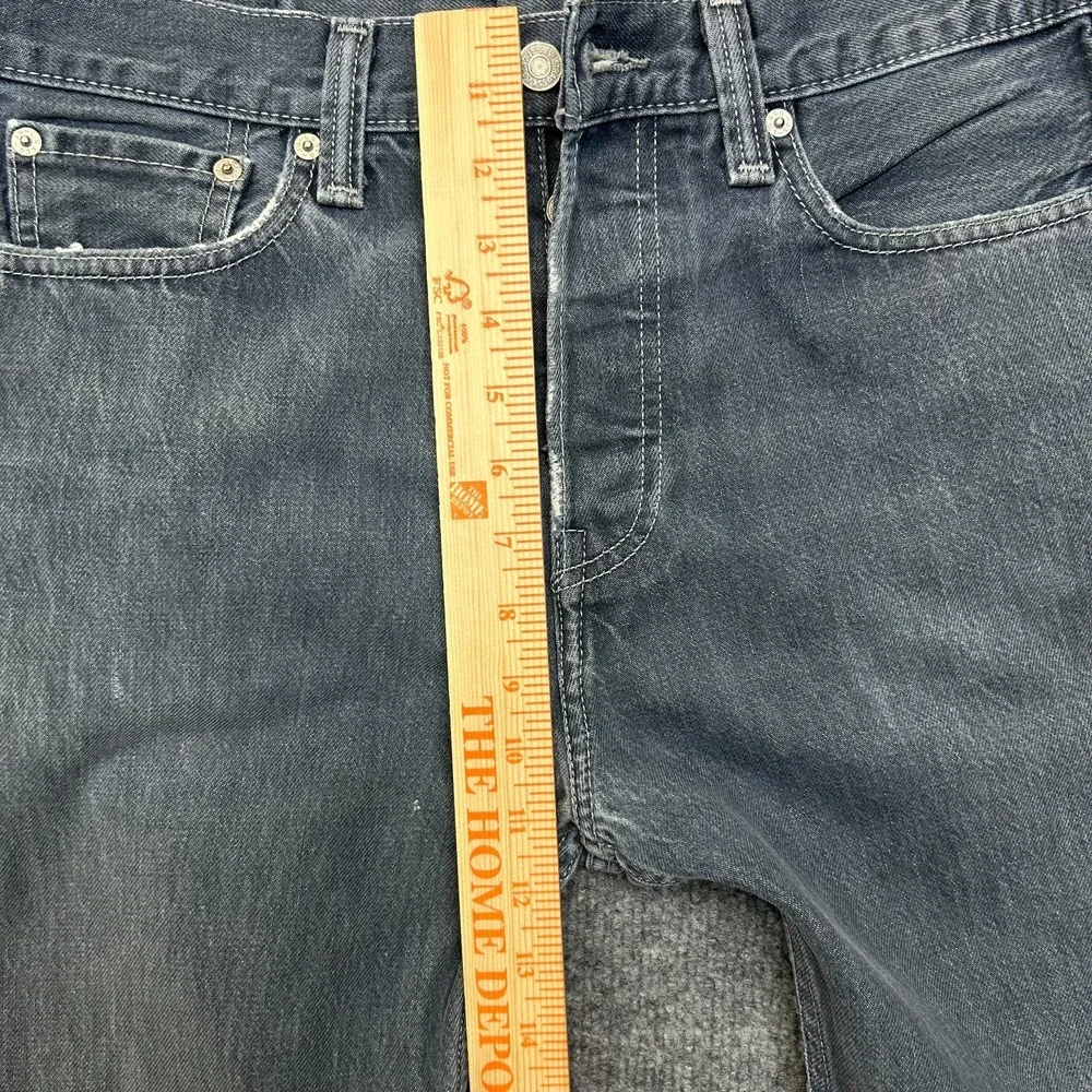 Levi's 562 Jeans Men's Blue Denim‎ Mid Rise Classic Straight Zip Fly - 32X26.5